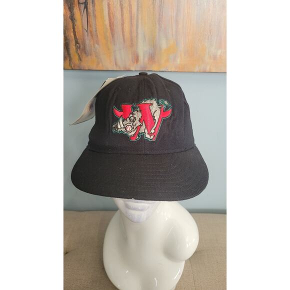Vintage 1990s Winston-Salem Warthogs New Era 59FIFTY Pro Model Hat – Made in USA